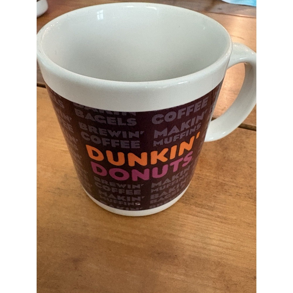 Dunkin Donuts Bakin Bagels Brewin Coffee‎ Mug Makin Muffins